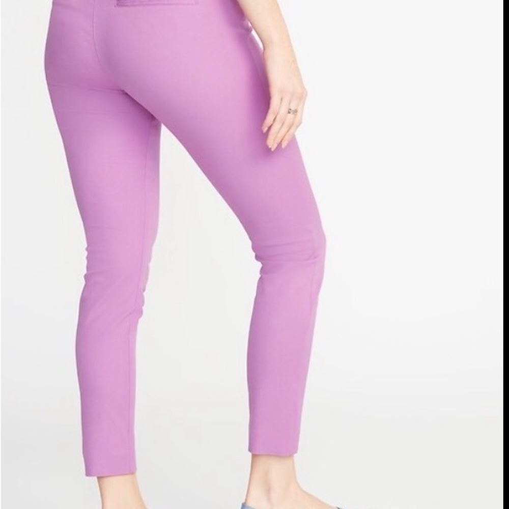 Old Navy Lilac Pixie Ankle Pants